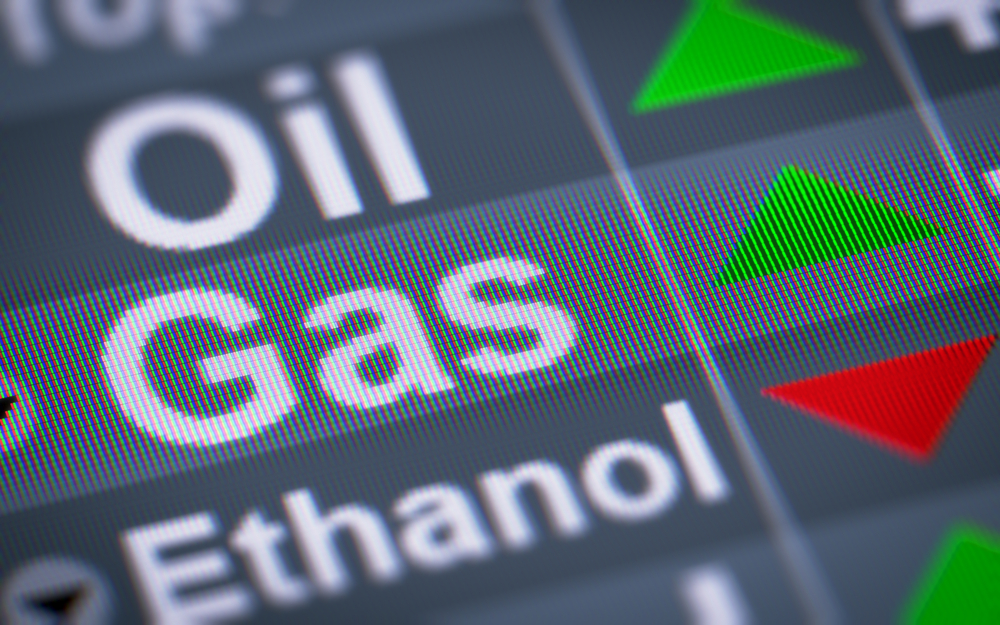 Gas oil ethanol graphic